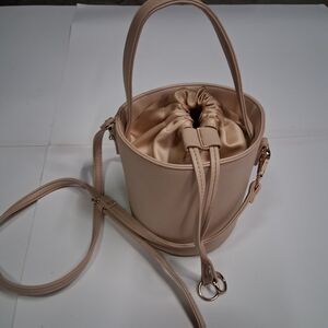 Elegant Cream Bucket Bag